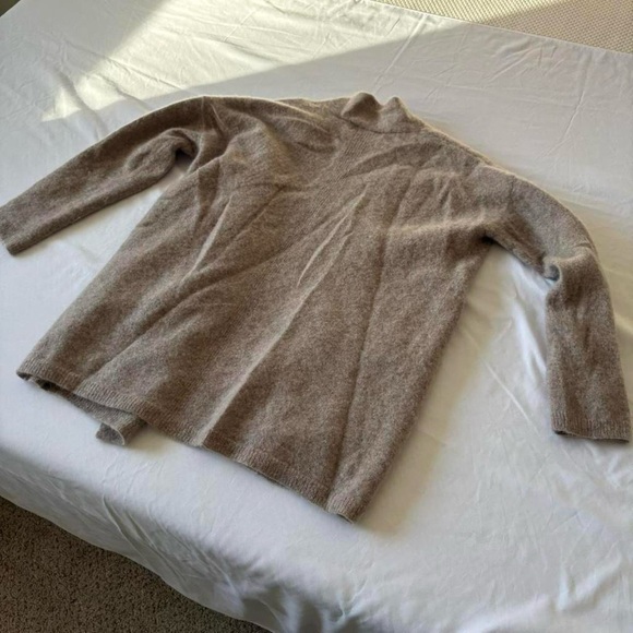 cardigan - Picture 6 of 6